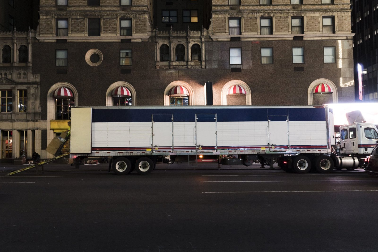 truck in urban enviroment